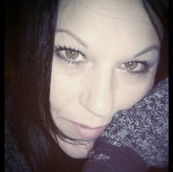 Meet your Posher, Shelly - Picture 2 of 16